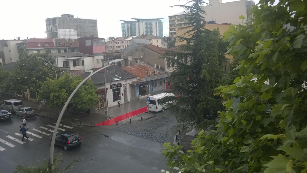 Apartment Georgy Батуми Екстериор снимка
