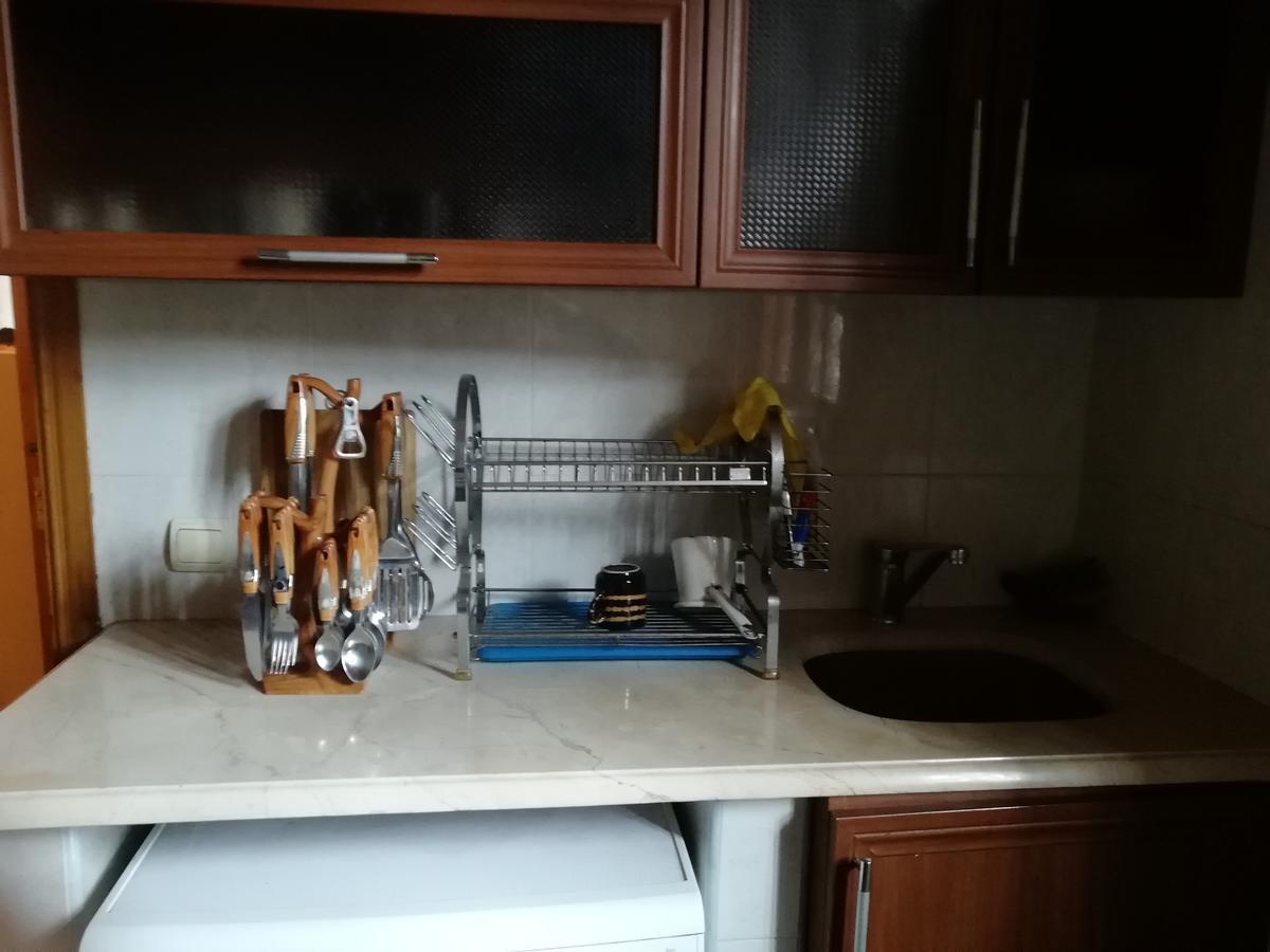 Apartment Georgy Батуми Екстериор снимка