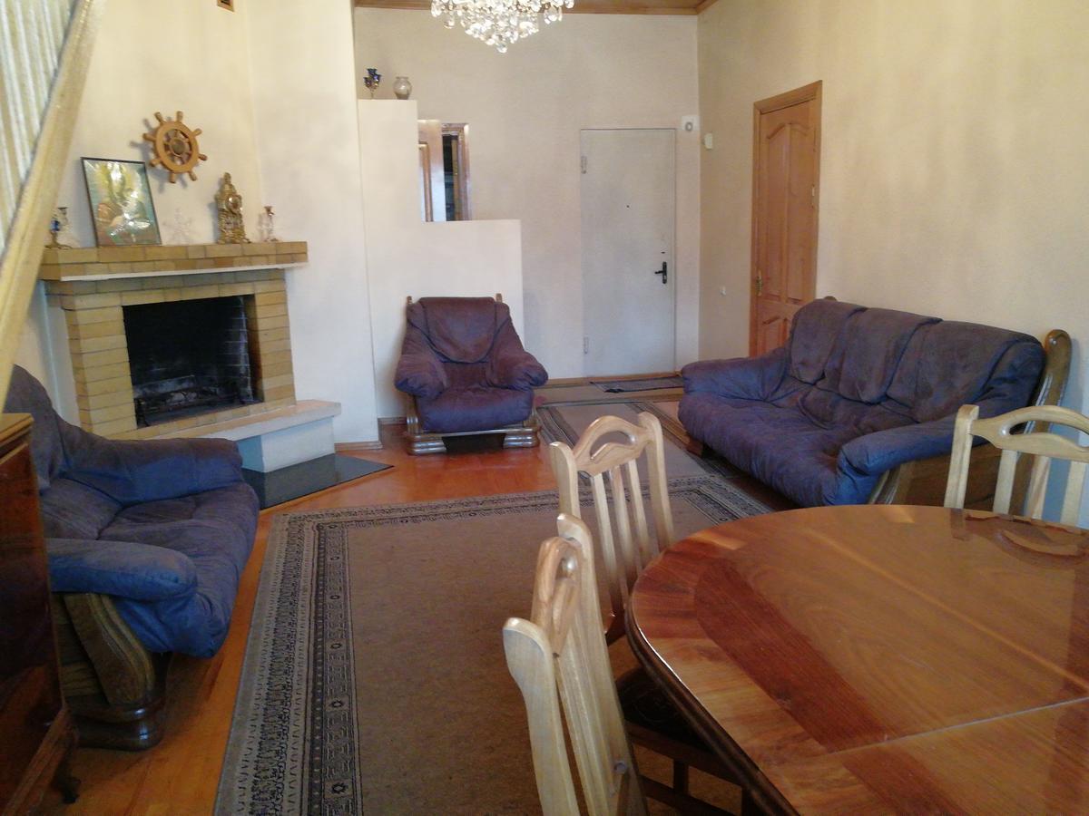 Apartment Georgy Батуми Екстериор снимка