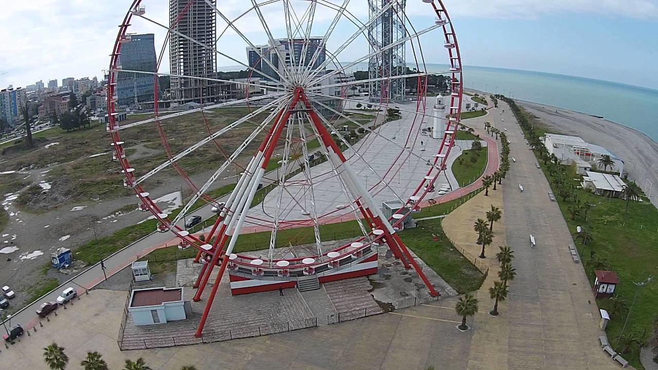 Apartment Georgy Батуми Екстериор снимка