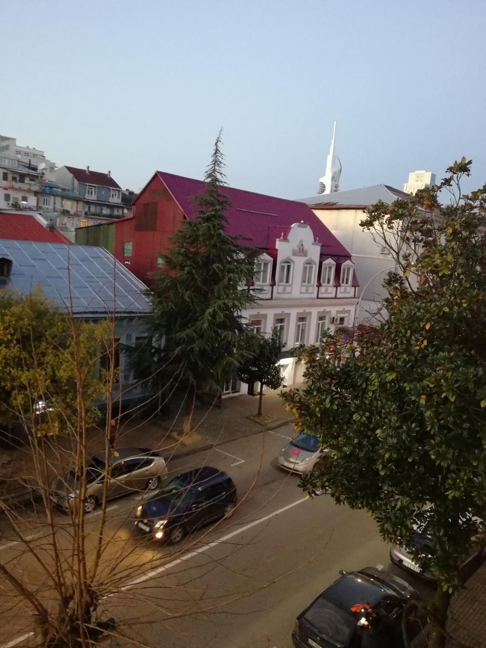 Apartment Georgy Батуми Екстериор снимка
